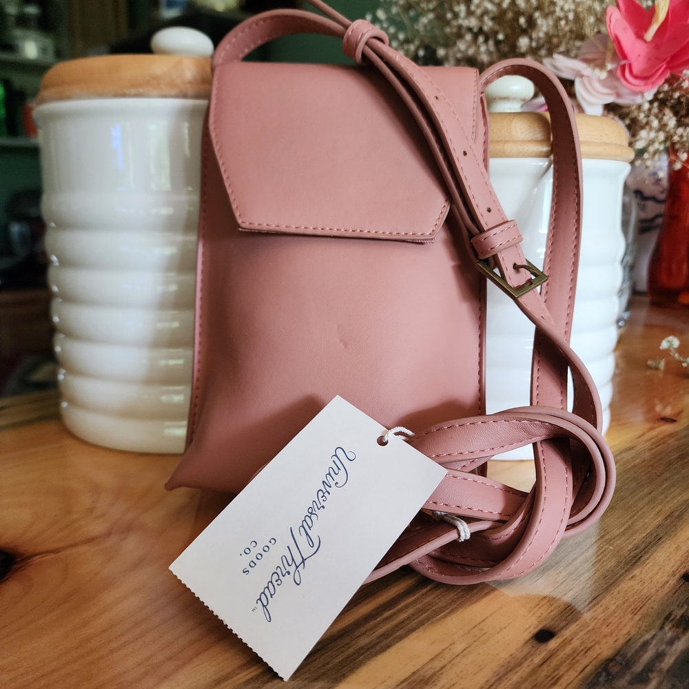 Universal Thread Blush Crossbody Bag